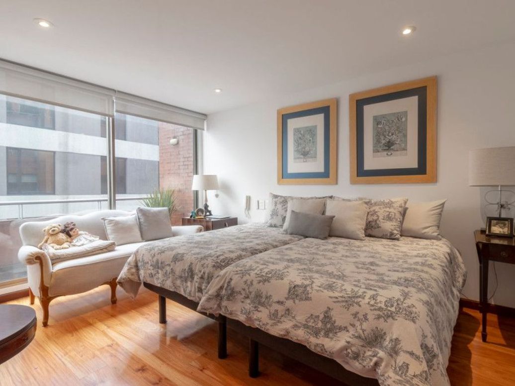 Apartamento de 2 alcobas en venta en La Cabrera, Bogotá, 131 m² · foto 8 de 15