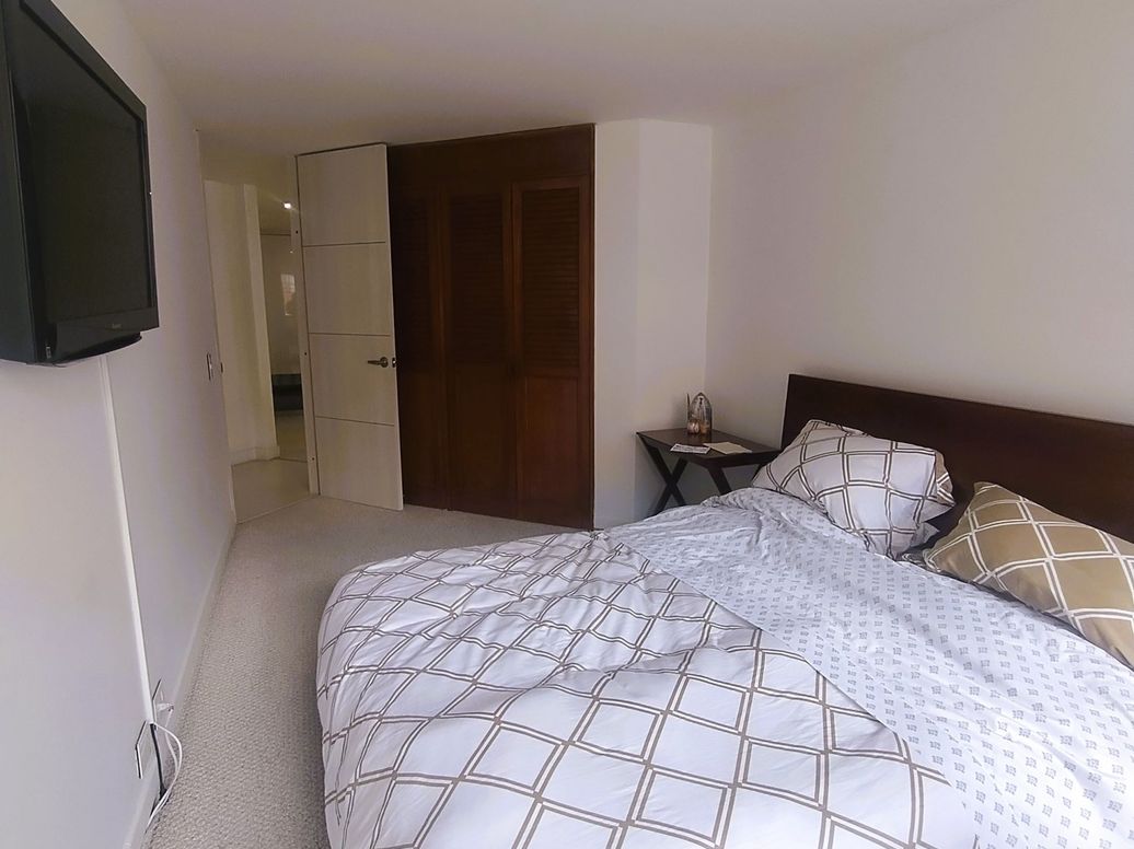 Apartamento de 3 alcobas en venta en San Patricio, Bogotá, 137 m² · foto 11 de 20