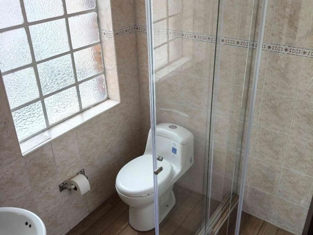 Casa de 6 alcobas en venta en Banco Central, Bogotá, 249 m² · foto 5 de 20