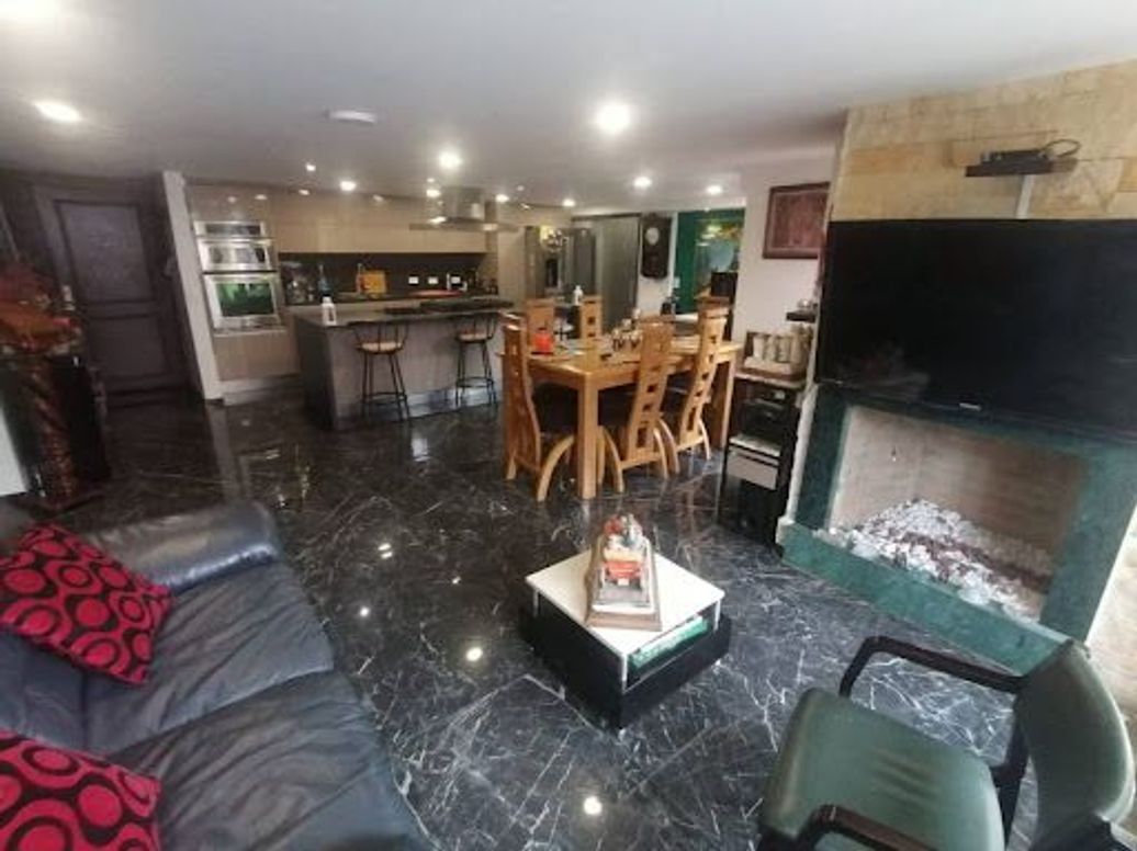 Apartamento de 4 alcobas en venta en Molinos Norte, Bogotá, 120 m² · foto 3 de 19