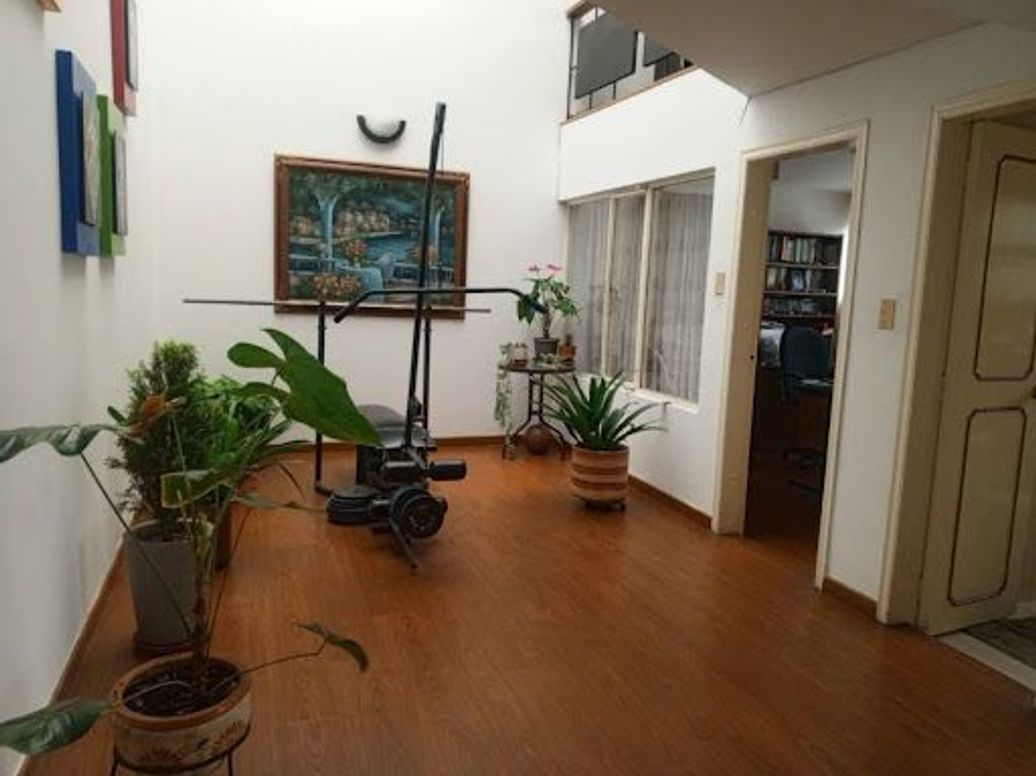 Casa de 4 alcobas en venta en Normandía, Bogotá, 270 m² · foto 4 de 20