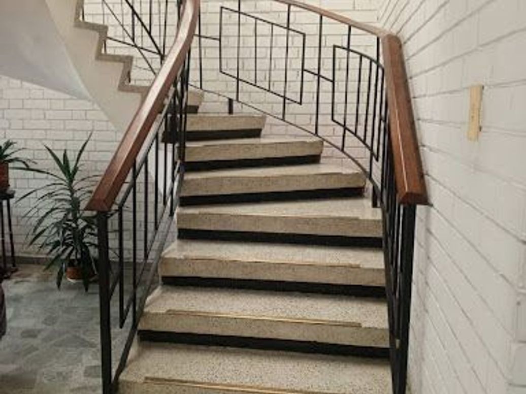 Casa de 4 alcobas en venta en Normandía, Bogotá, 270 m² · foto 3 de 20