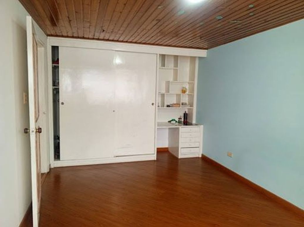 Casa de 4 alcobas en venta en Normandía, Bogotá, 270 m² · foto 16 de 20