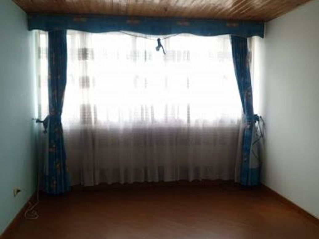 Casa de 4 alcobas en venta en Normandía, Bogotá, 270 m² · foto 17 de 20