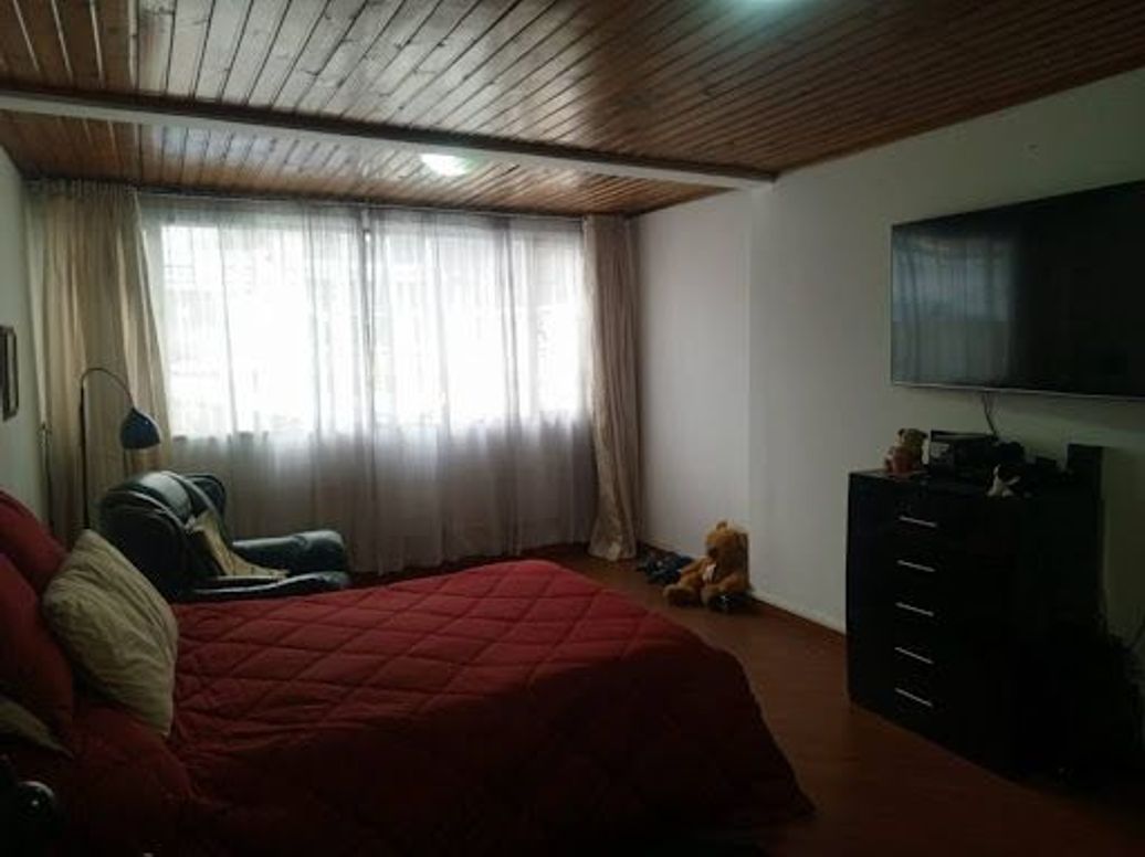 Casa de 4 alcobas en venta en Normandía, Bogotá, 270 m² · foto 19 de 20
