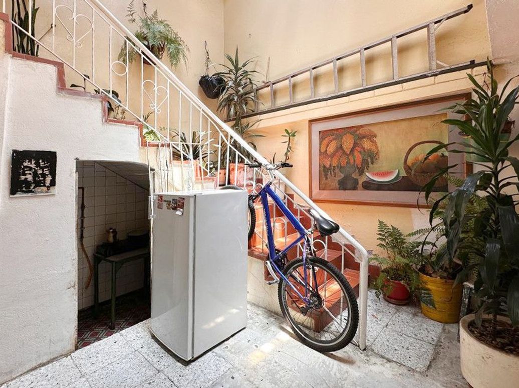 Casa de 8 alcobas en venta en Ciudad Jardín Norte, Bogotá, 211 m² · foto 7 de 8