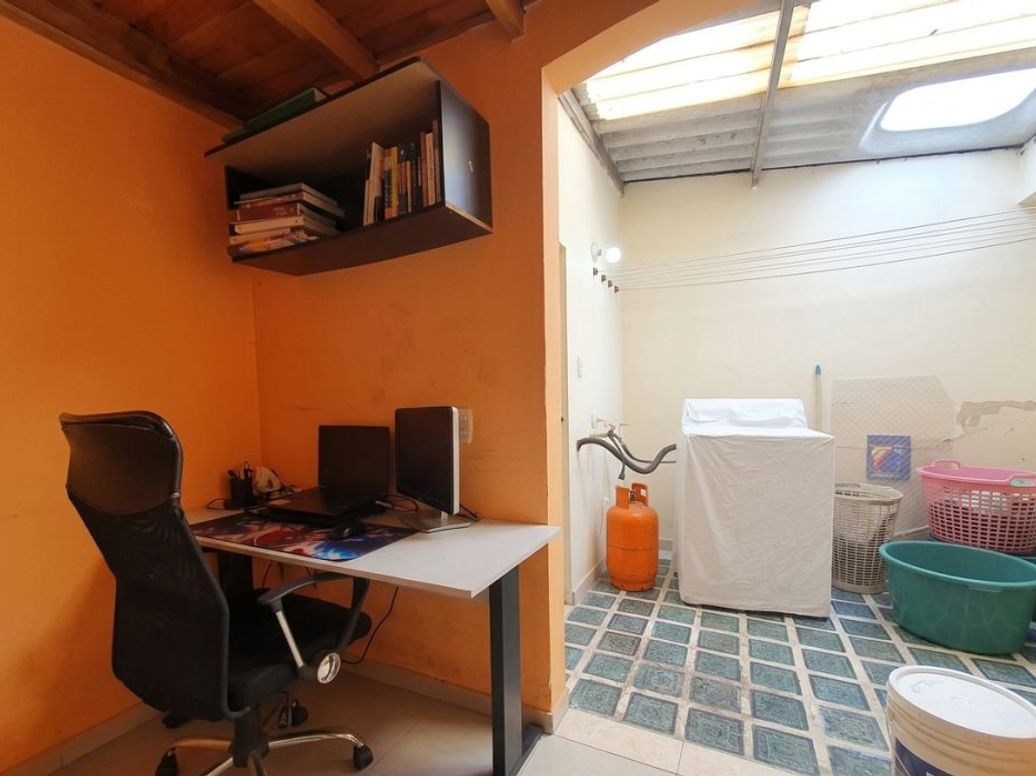 Casa de 10 alcobas en venta en Verbenal, Bogotá, 384 m² · foto 7 de 18
