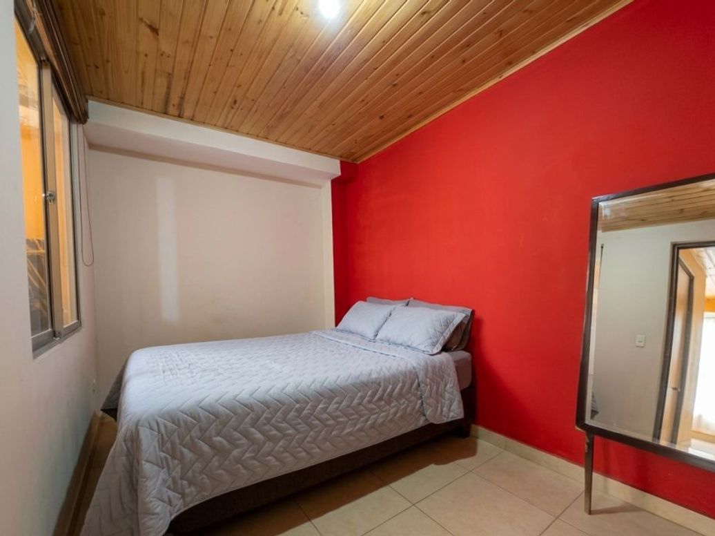 Casa de 10 alcobas en venta en Verbenal, Bogotá, 384 m² · foto 3 de 18