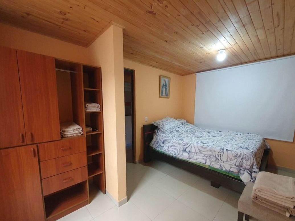 Casa de 10 alcobas en venta en Verbenal, Bogotá, 384 m² · foto 5 de 18