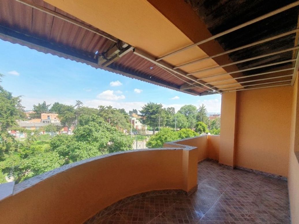 Casa de 10 alcobas en venta en Verbenal, Bogotá, 384 m² · foto 9 de 18