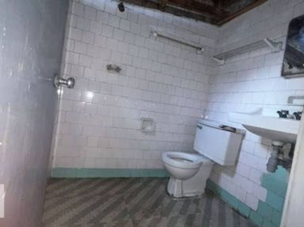 Casa de 7 alcobas en venta en Alcázares Norte, Bogotá, 227 m² · foto 12 de 20