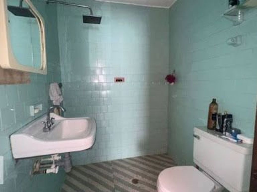 Casa de 7 alcobas en venta en Alcázares Norte, Bogotá, 227 m² · foto 17 de 20