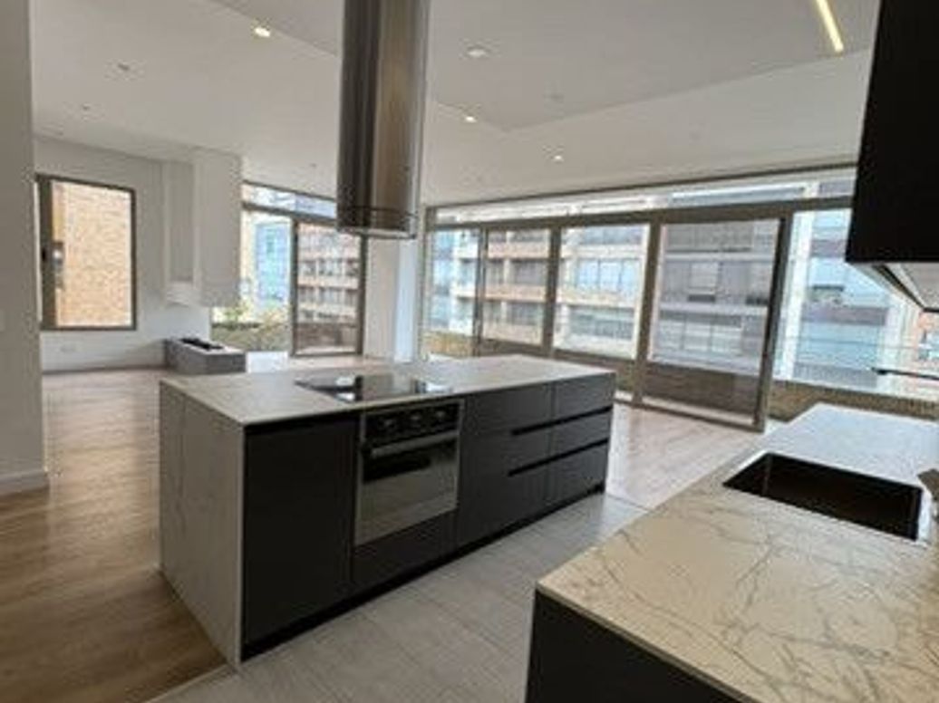 Apartamento de 3 alcobas en venta en Chico Norte Et. Iii, Bogotá, 168 m² · foto 3 de 20