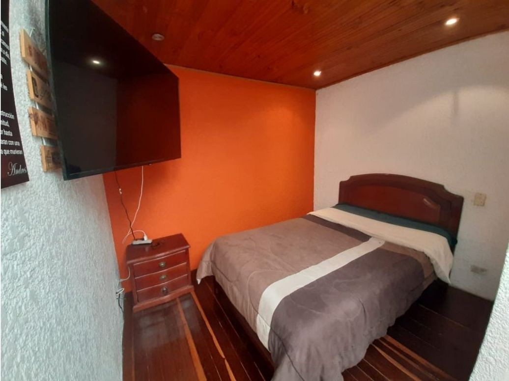 Casa de 6 alcobas en venta en Aures, Bogotá, 47 m² · foto 4 de 12