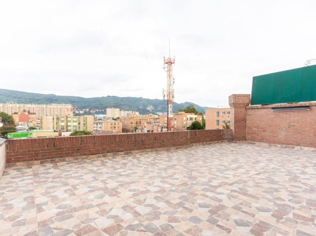 Apartamento de 4 alcobas en venta en El Contador, Bogotá, 177 m² · foto 3 de 20