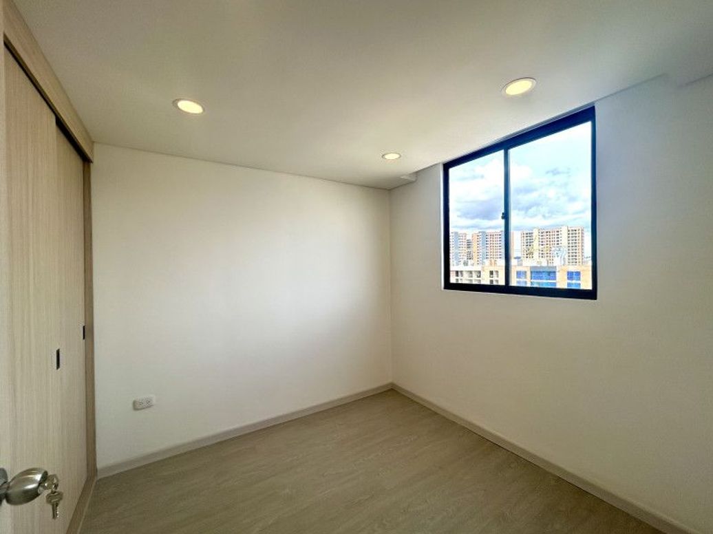 Apartamento de 2 alcobas en venta en El Redil, Bogotá, 42 m² · foto 8 de 14