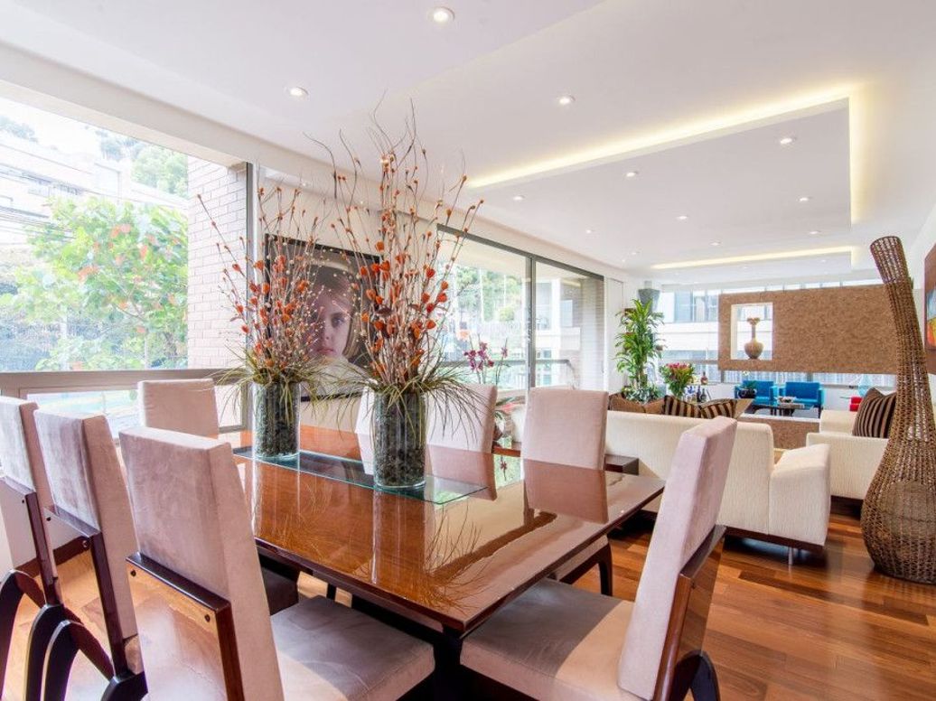 Apartamento de 3 alcobas en venta en El Refugio, Bogotá, 187 m² · foto 6 de 18