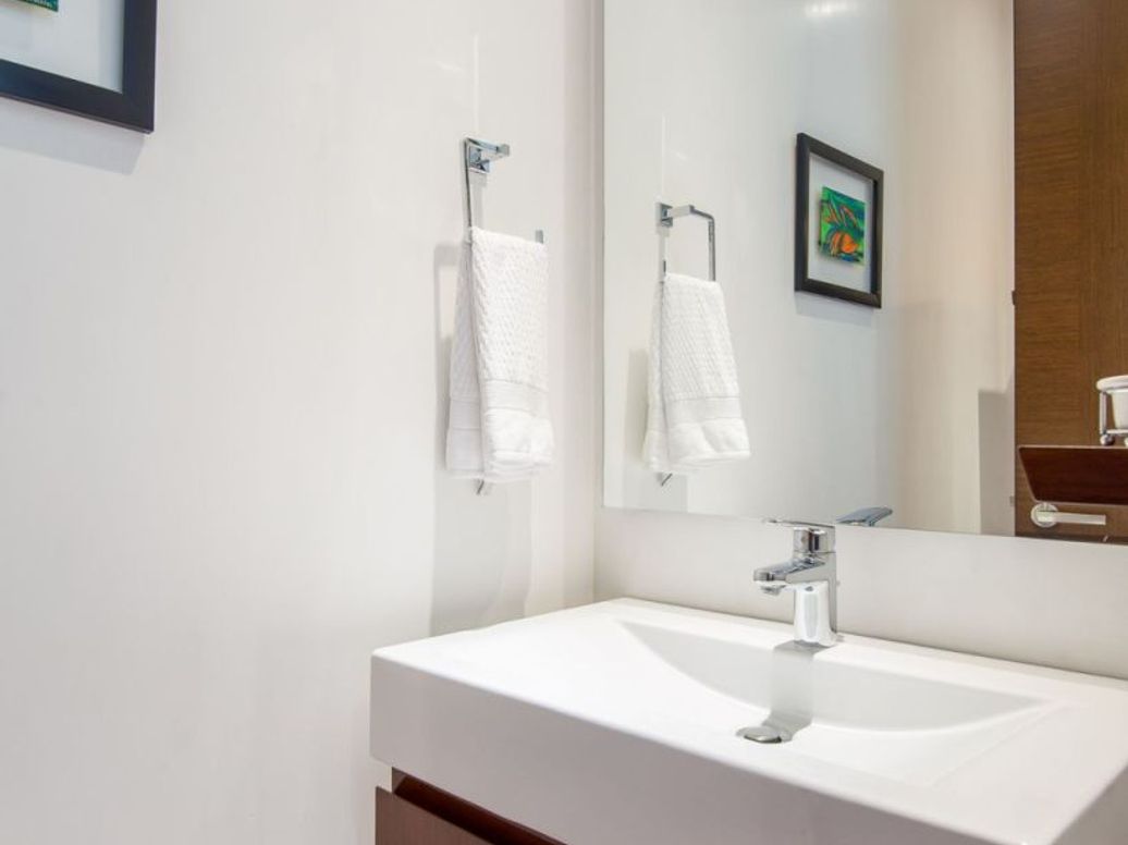 Apartamento de 3 alcobas en venta en El Refugio, Bogotá, 187 m² · foto 9 de 18