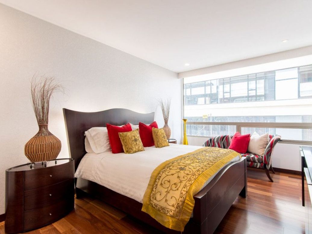 Apartamento de 3 alcobas en venta en El Refugio, Bogotá, 187 m² · foto 17 de 18
