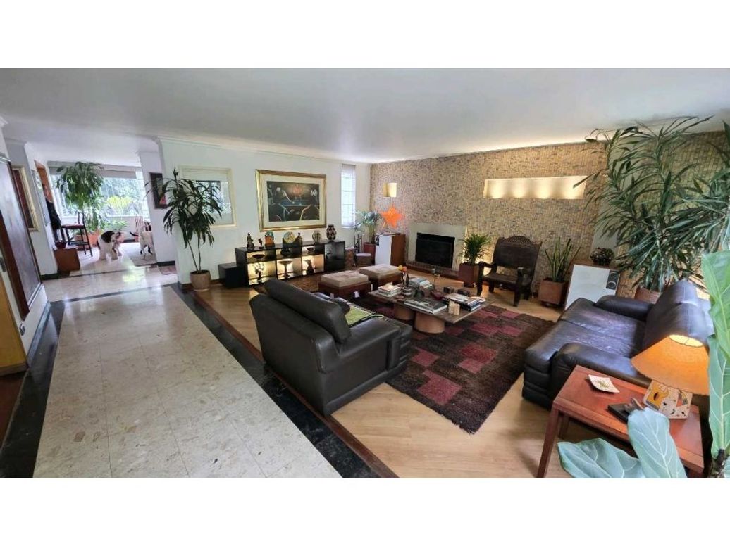 Casa de 4 alcobas en venta en Niza, Bogotá, 340 m² · foto 6 de 20