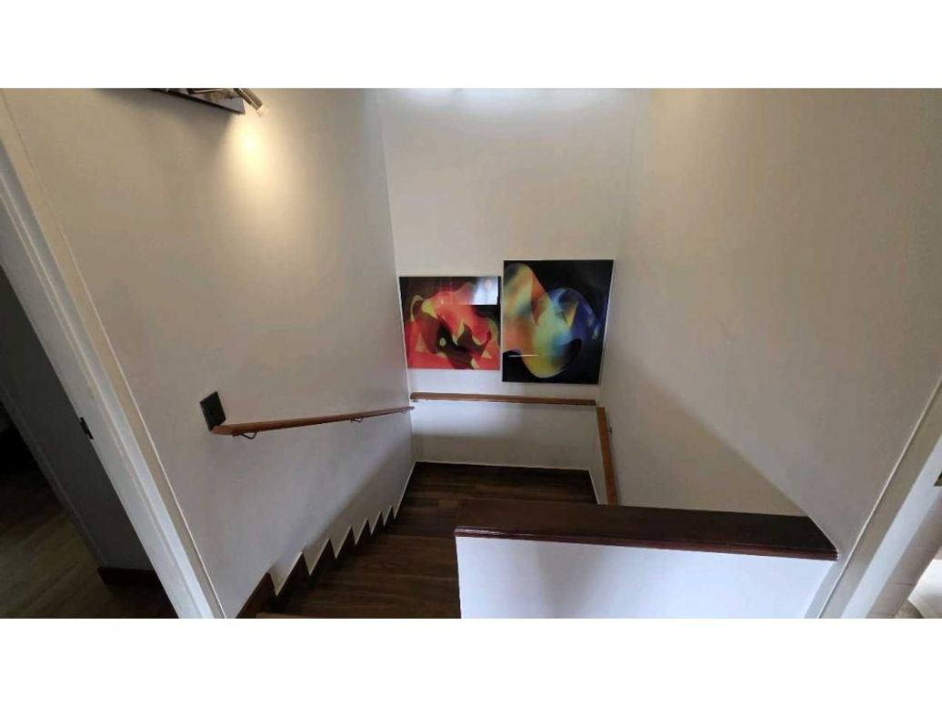 Casa de 4 alcobas en venta en Niza, Bogotá, 340 m² · foto 17 de 20