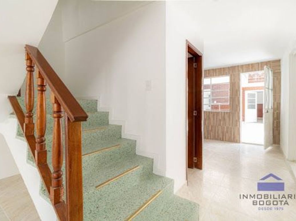 Casa de 6 alcobas en venta en Eduardo Frei, Bogotá, 171 m² · foto 5 de 20