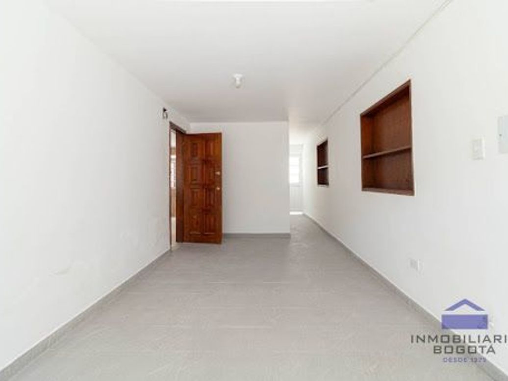 Casa de 6 alcobas en venta en Eduardo Frei, Bogotá, 171 m² · foto 4 de 20