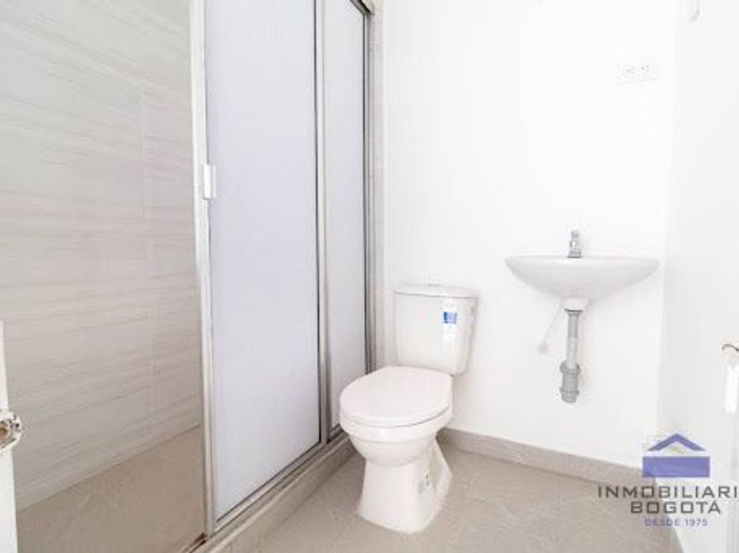 Casa de 6 alcobas en venta en Eduardo Frei, Bogotá, 171 m² · foto 19 de 20