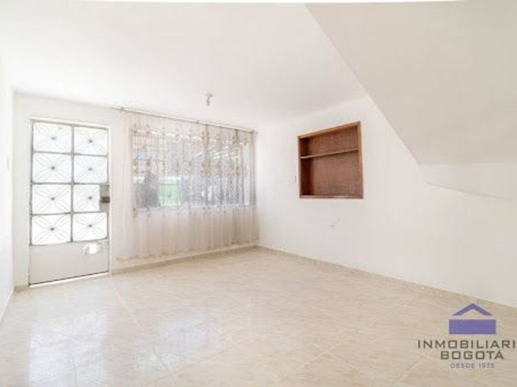 Casa de 6 alcobas en venta en Eduardo Frei, Bogotá, 171 m² · foto 11 de 20