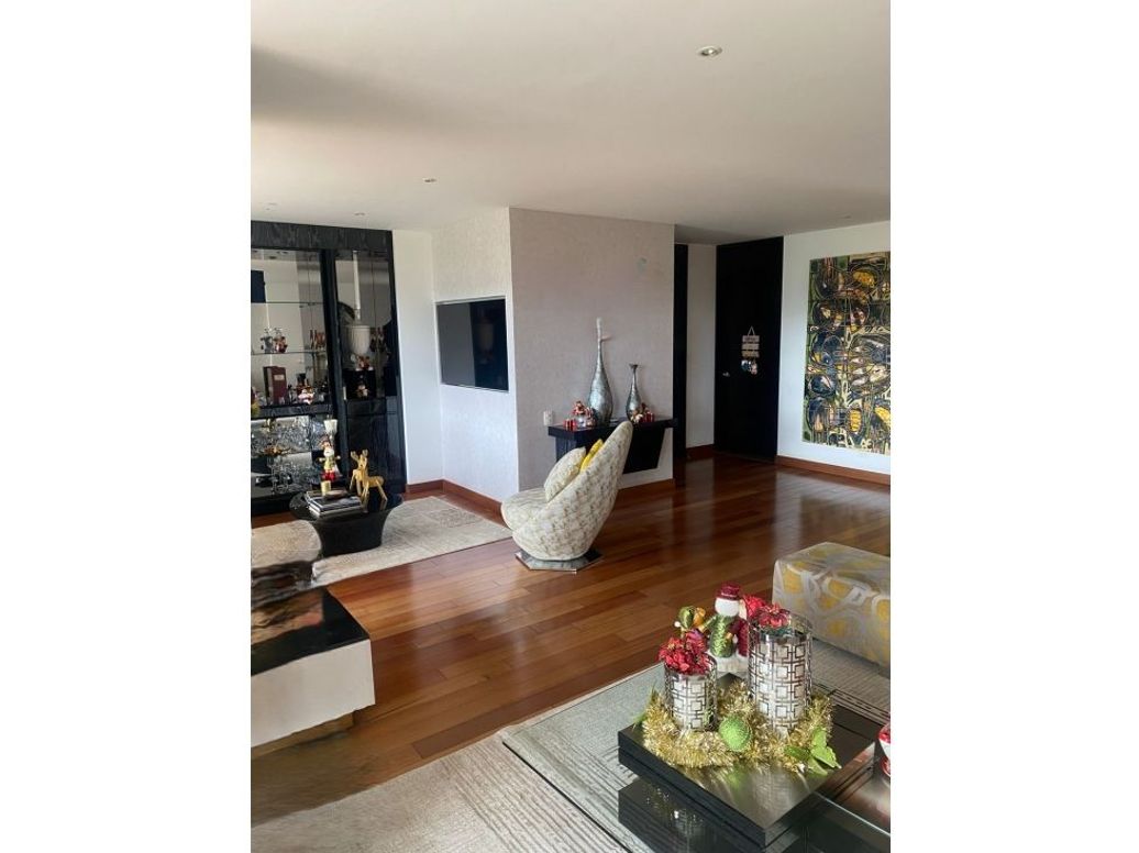 Apartamento de 4 alcobas en venta en Britalia, Bogotá, 360 m² · foto 5 de 20