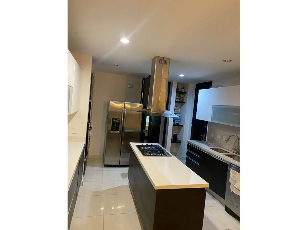 Apartamento de 4 alcobas en venta en Britalia, Bogotá, 360 m² · foto 4 de 20
