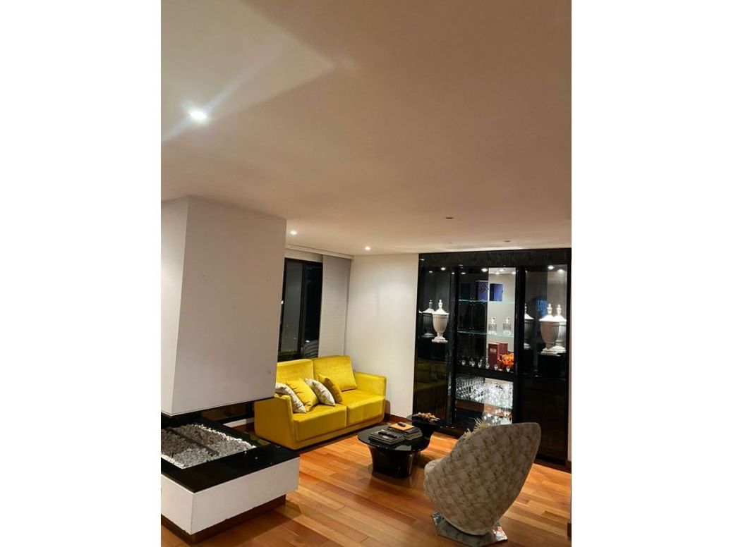 Apartamento de 4 alcobas en venta en Britalia, Bogotá, 360 m² · foto 7 de 20
