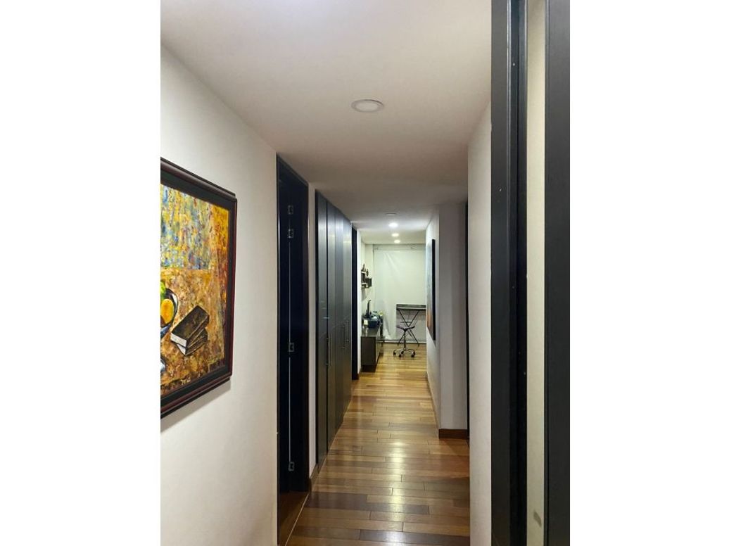 Apartamento de 4 alcobas en venta en Britalia, Bogotá, 360 m² · foto 10 de 20