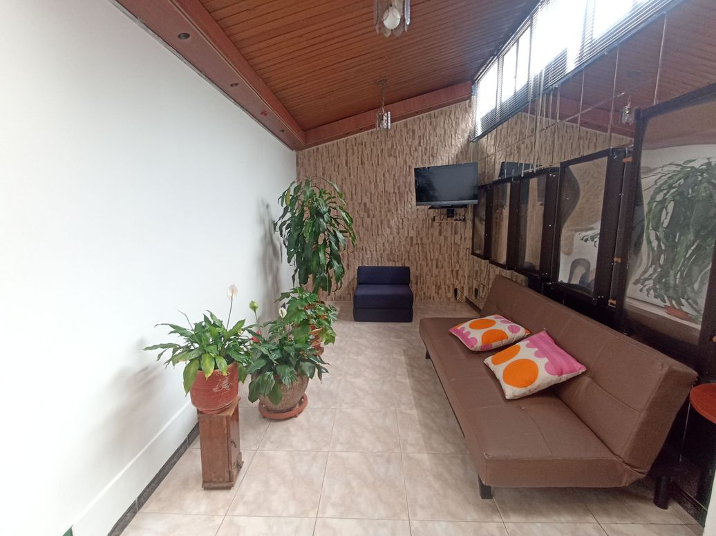 Casa de 3 alcobas en venta en Los Cedros Oriental, Bogotá, 162 m² · foto 7 de 20