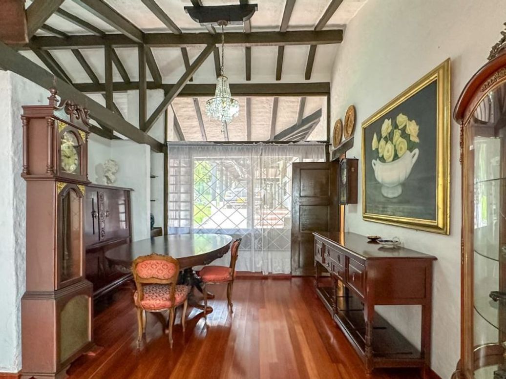 Casa de 6 alcobas en venta en Niza, Bogotá, 476 m² · foto 9 de 20