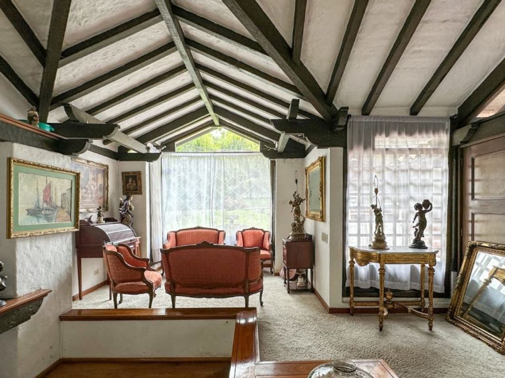 Casa de 6 alcobas en venta en Niza, Bogotá, 476 m² · foto 7 de 20