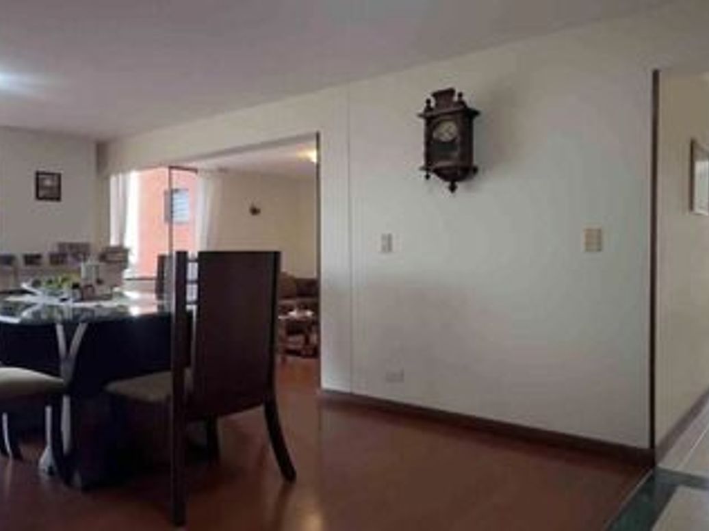 Apartamento de 4 alcobas en venta en Cedro Salazar, Bogotá, 164 m² · foto 3 de 12