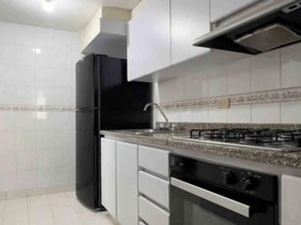 Apartamento de 4 alcobas en venta en Cedro Salazar, Bogotá, 164 m² · foto 8 de 12