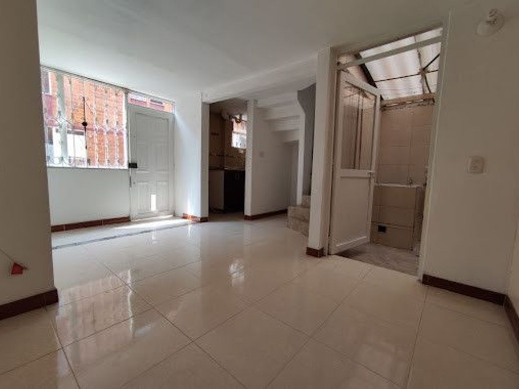 Casa de 3 alcobas en venta en El Corzo, Bogotá, 67 m² · foto 3 de 15