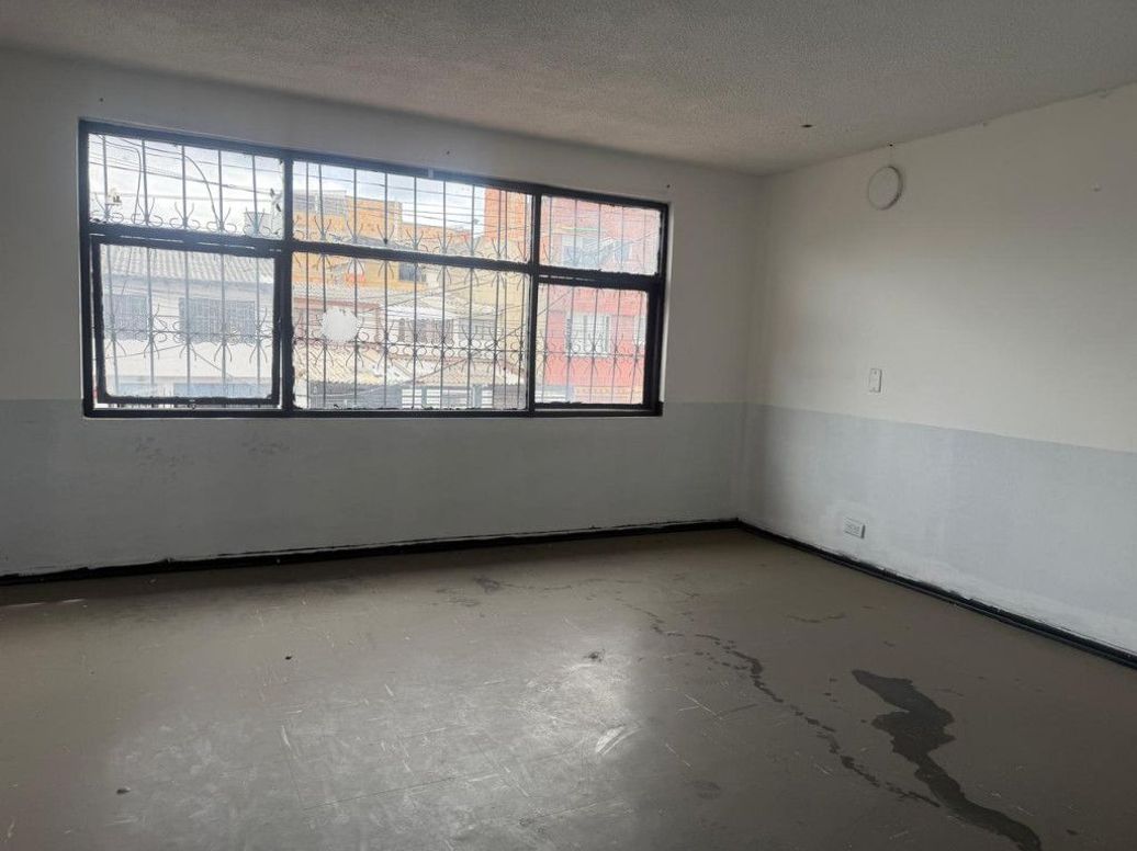 Casa de 6 alcobas en venta en San José Del Prado, Bogotá, 380 m² · foto 13 de 20