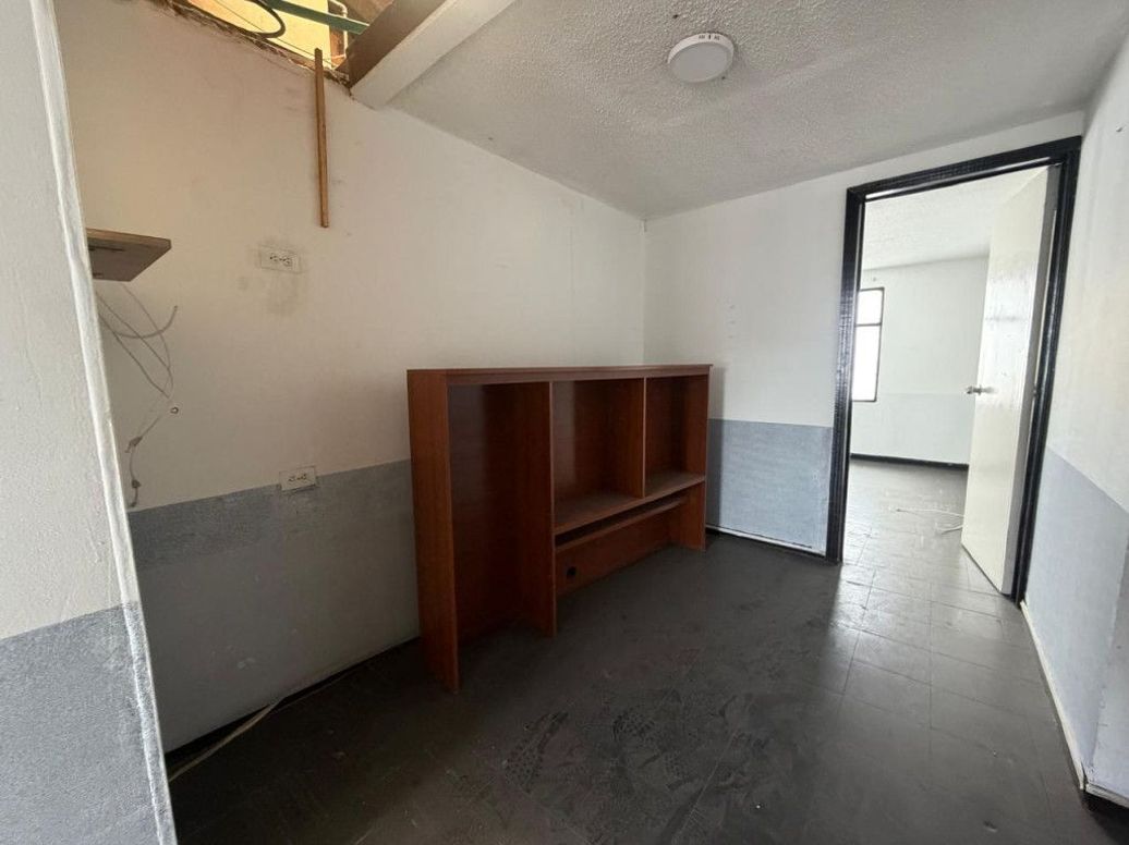 Casa de 6 alcobas en venta en San José Del Prado, Bogotá, 380 m² · foto 18 de 20
