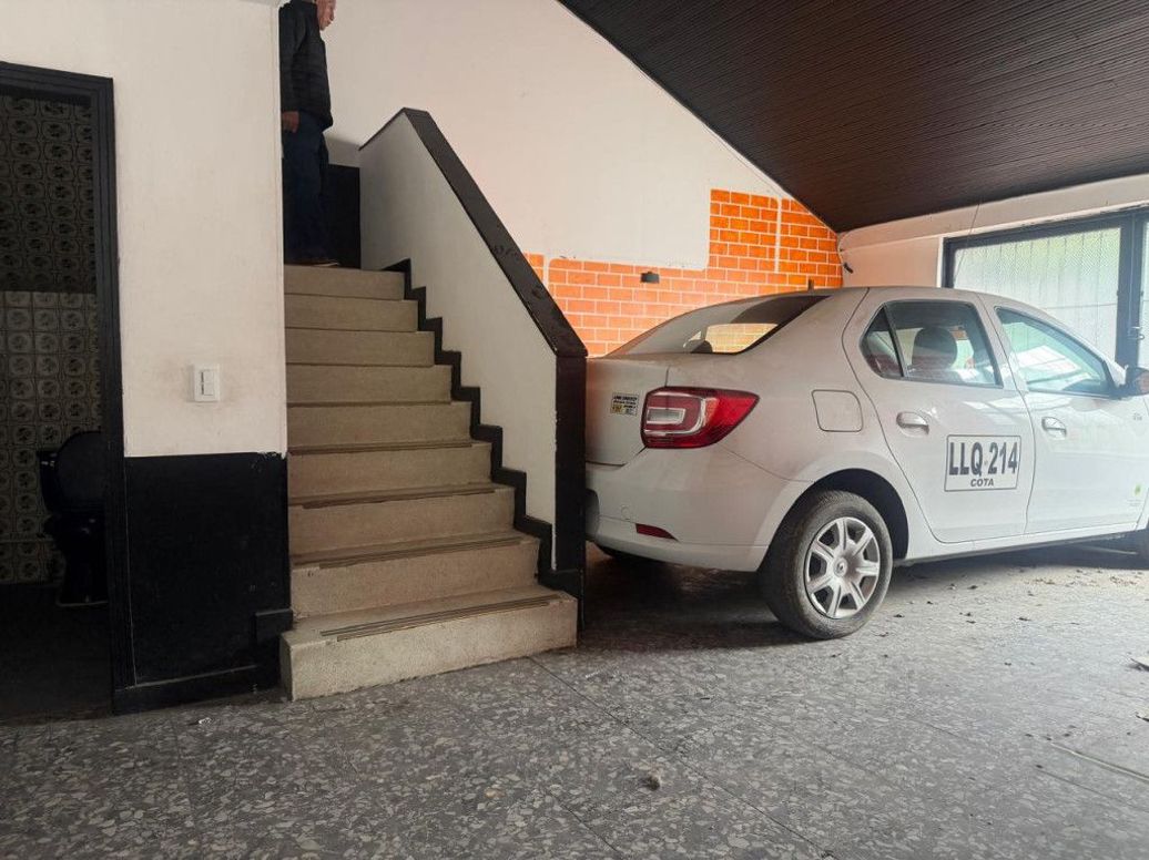 Casa de 6 alcobas en venta en San José Del Prado, Bogotá, 380 m² · foto 12 de 20