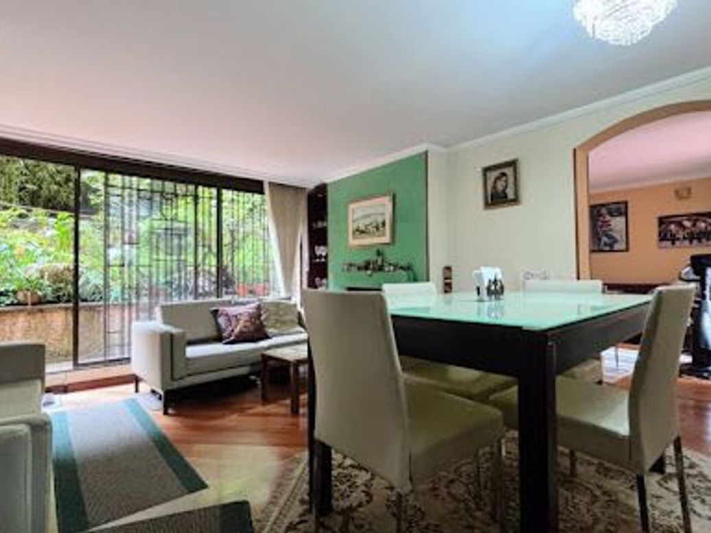 Apartamento de 4 alcobas en venta en Los Rosales, Bogotá, 150 m² · foto 3 de 20