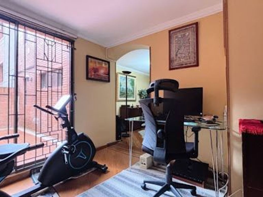 Apartamento de 4 alcobas en venta en Los Rosales, Bogotá, 150 m² · foto 16 de 20