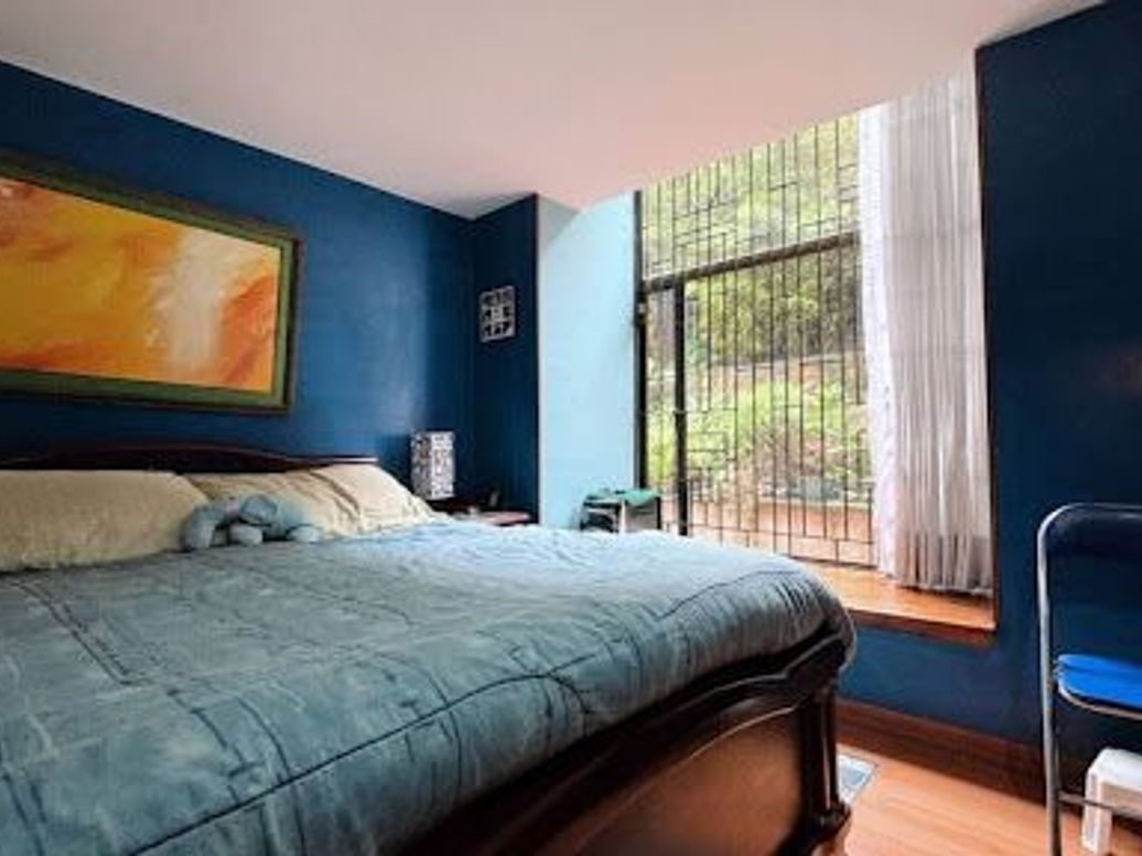 Apartamento de 4 alcobas en venta en Los Rosales, Bogotá, 150 m² · foto 15 de 20