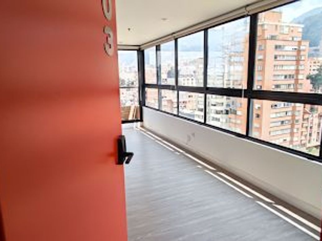 Apartaestudio en venta en Chapinero Central, Bogotá, 40 m² · foto 4 de 20