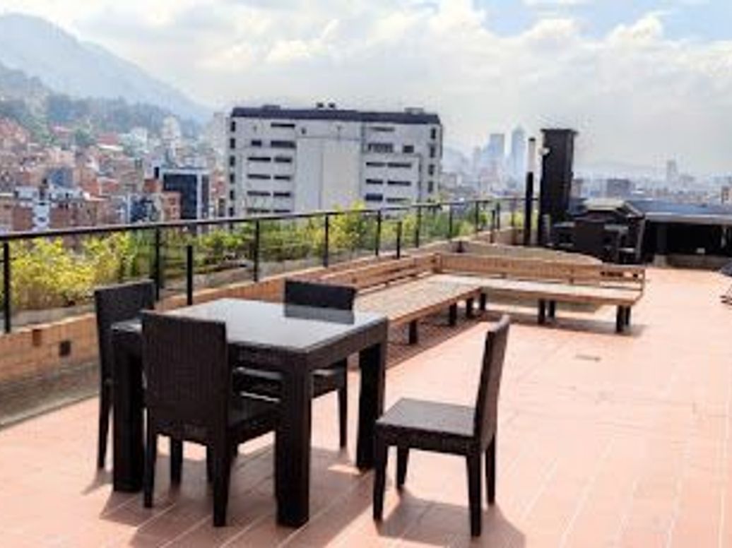Apartaestudio en venta en Chapinero Central, Bogotá, 40 m² · foto 19 de 20