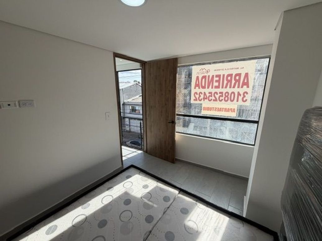Apartaestudio en arriendo en Quinta Mutis, Bogotá, 38 m² · foto 17 de 18