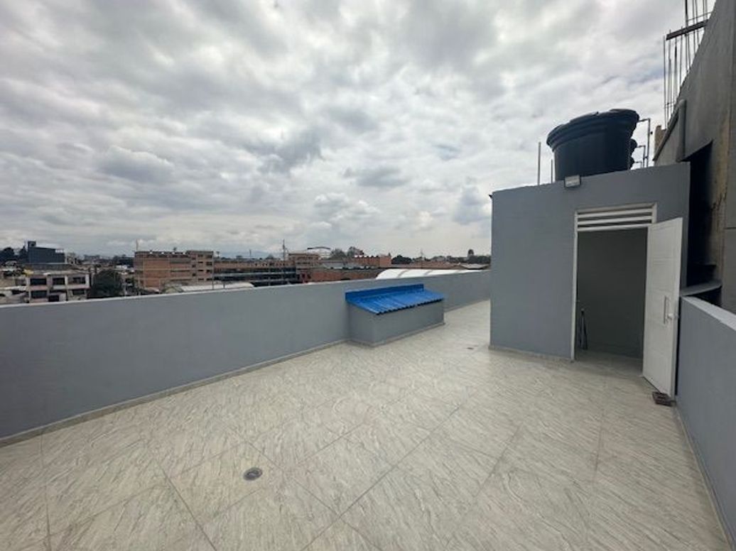 Apartaestudio en arriendo en Quinta Mutis, Bogotá, 38 m² · foto 5 de 18
