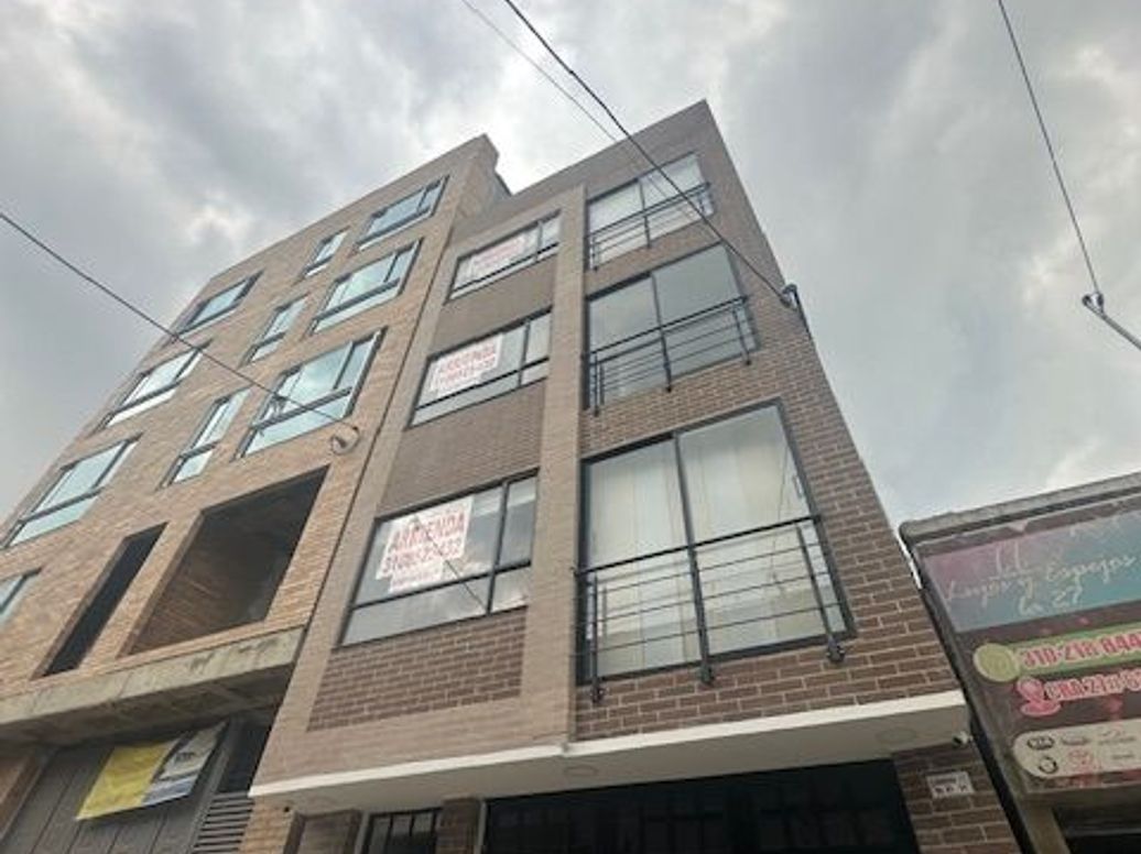 Apartaestudio en arriendo en Quinta Mutis, Bogotá, 38 m² · foto 2 de 18